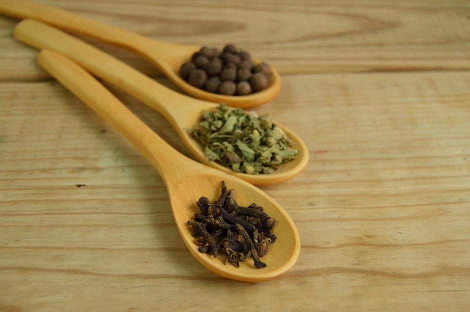 clove tea benefits